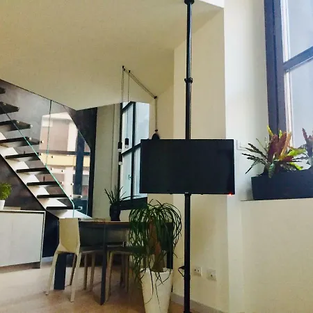 Loft Hollywood * Turin